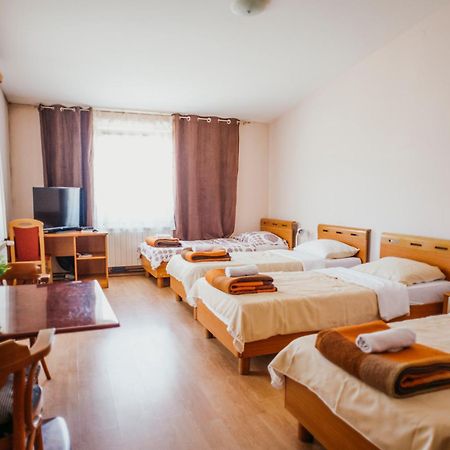 Guest House Sv. Nikola Dugo Selo ภายนอก รูปภาพ