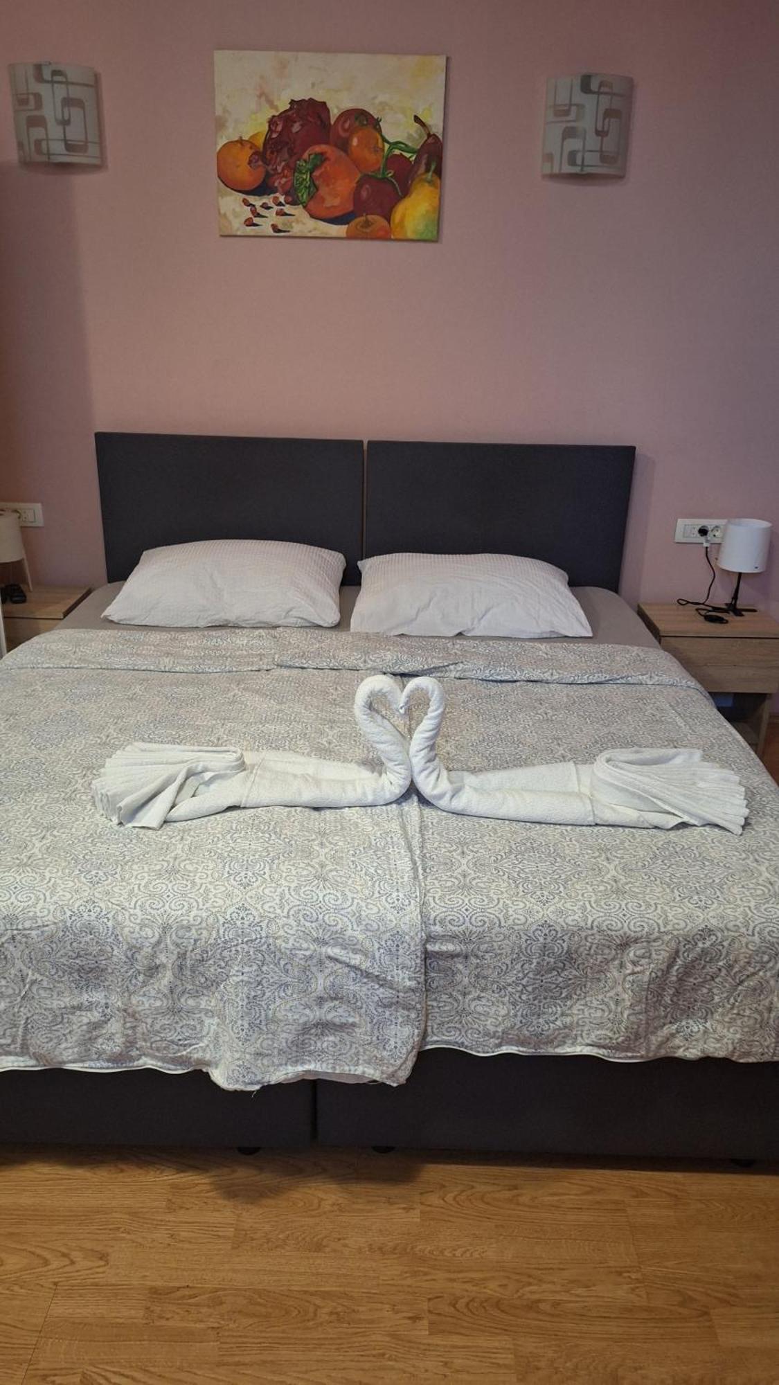 Guest House Sv. Nikola Dugo Selo ภายนอก รูปภาพ