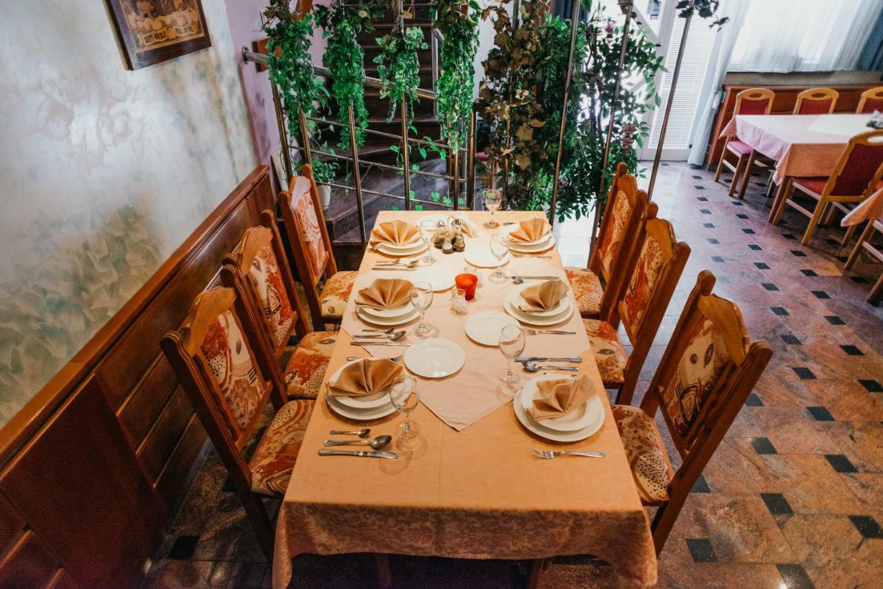 Guest House Sv. Nikola Dugo Selo ภายนอก รูปภาพ